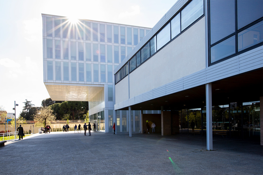 Universidad de Barcelona (UB)